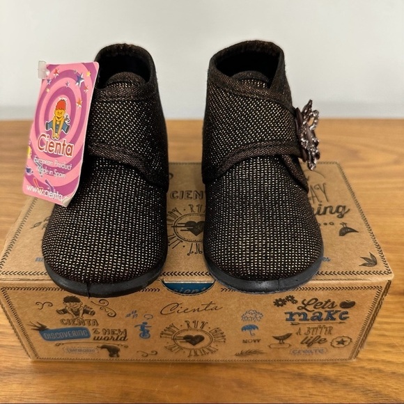 Cienta Girls Chukka Boots Glittery Brown Size 5 are NEW WITH TAGS - Picture 4 of 6